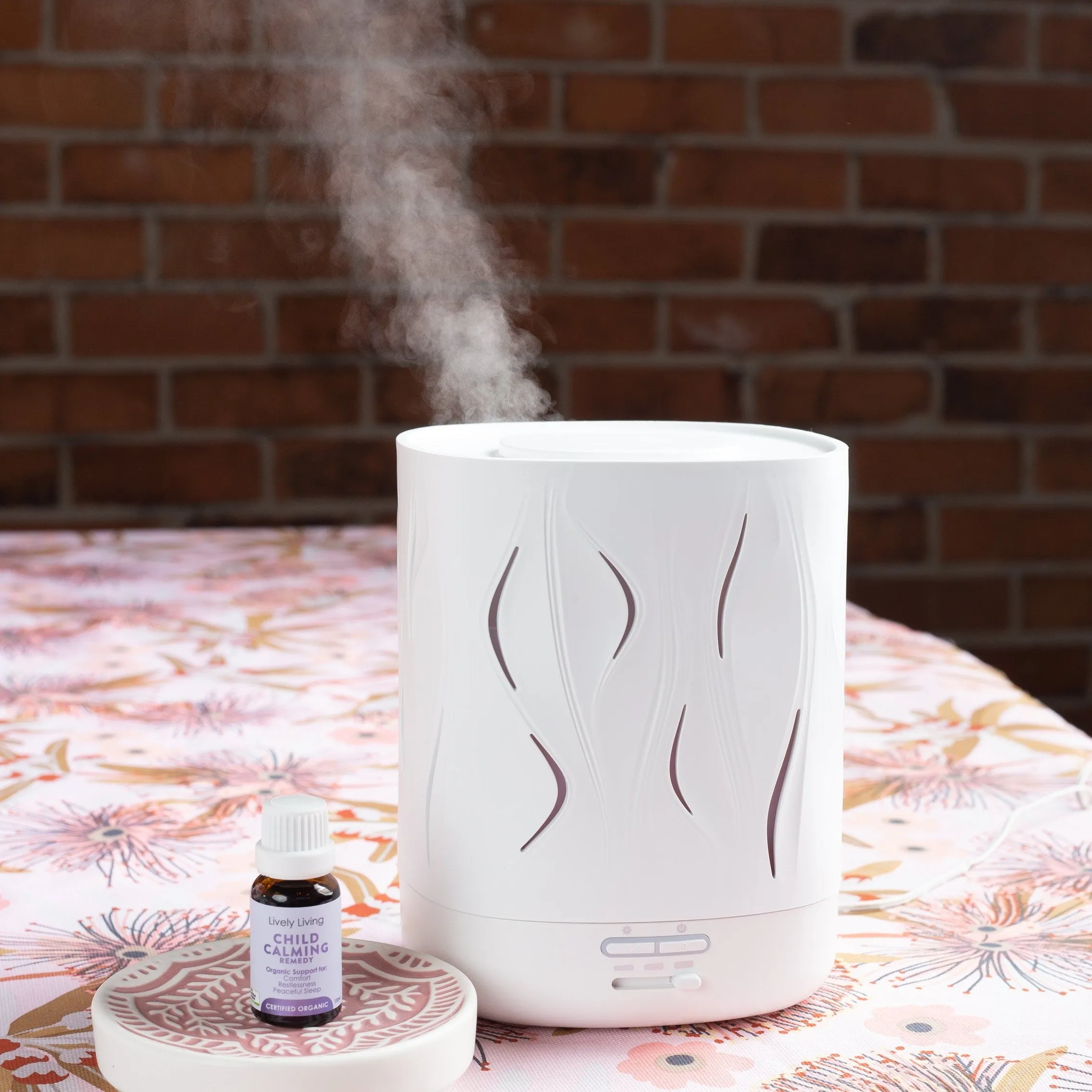 Aroma-Cloud Humidifier Diffuser   Lemon Oil