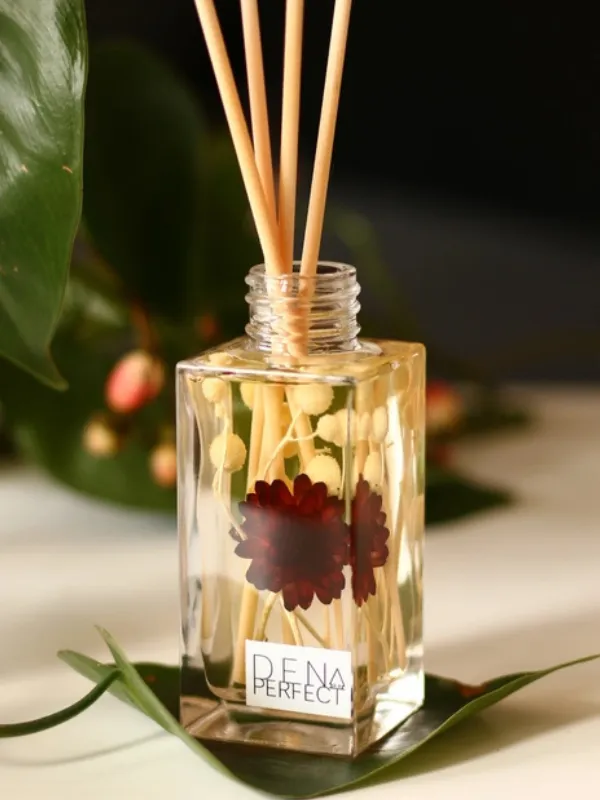 Bergamot & Oud Botanical Reed Diffuser