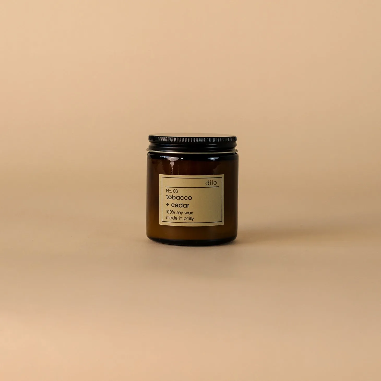 dilo No. 03 Tobacco   Cedar Candle